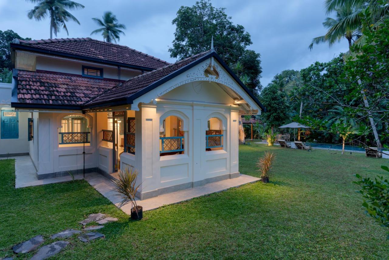 Stuthi Villa Ahangama Bagian luar foto