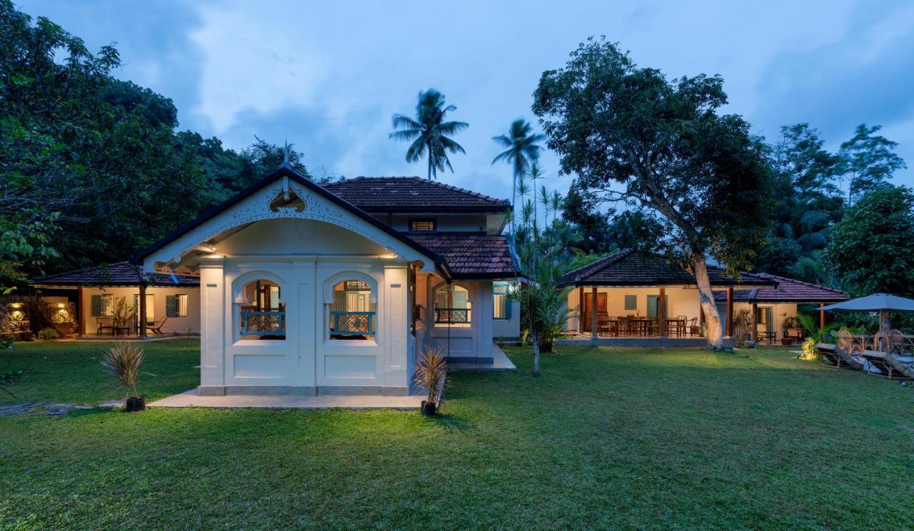Stuthi Villa Ahangama Bagian luar foto