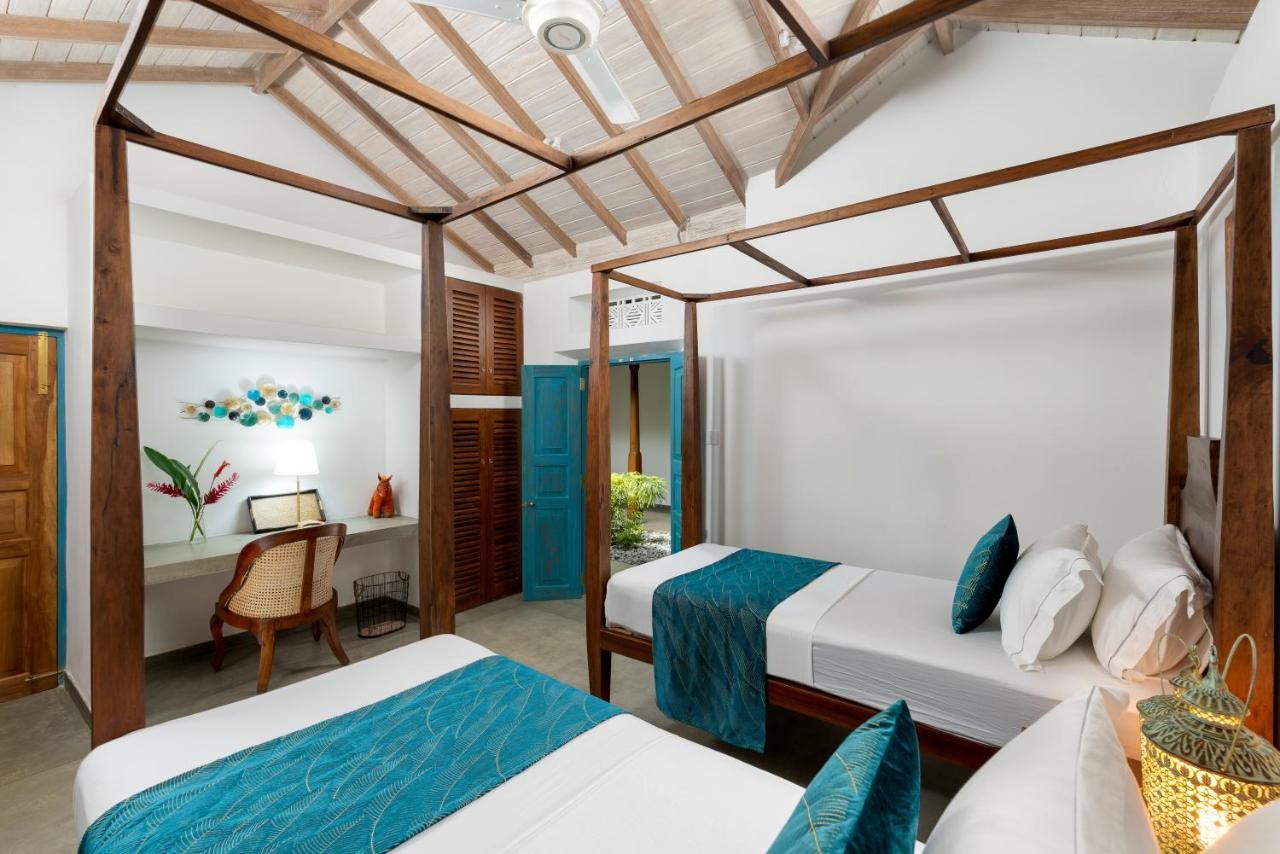 Stuthi Villa Ahangama Bagian luar foto