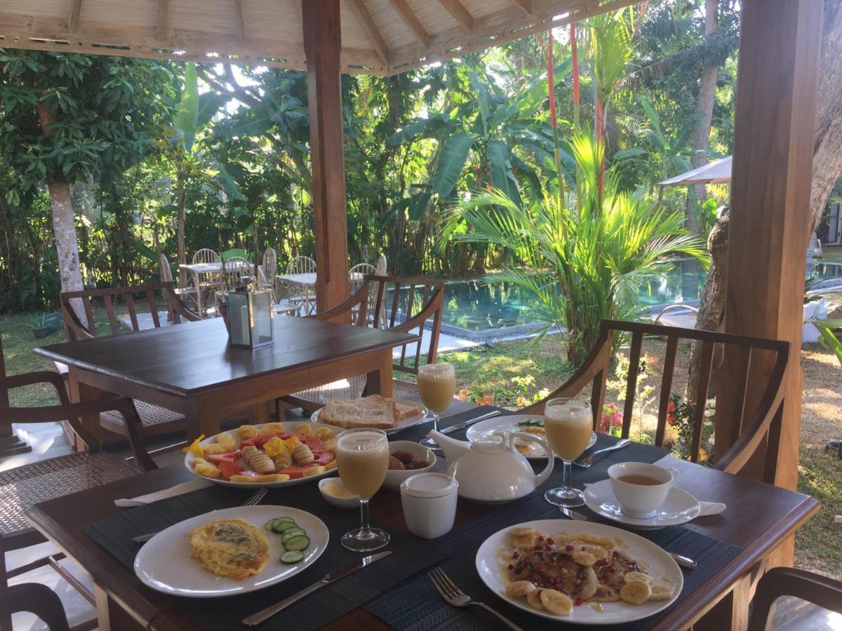 Stuthi Villa Ahangama Bagian luar foto